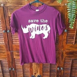 Save the winos tee small